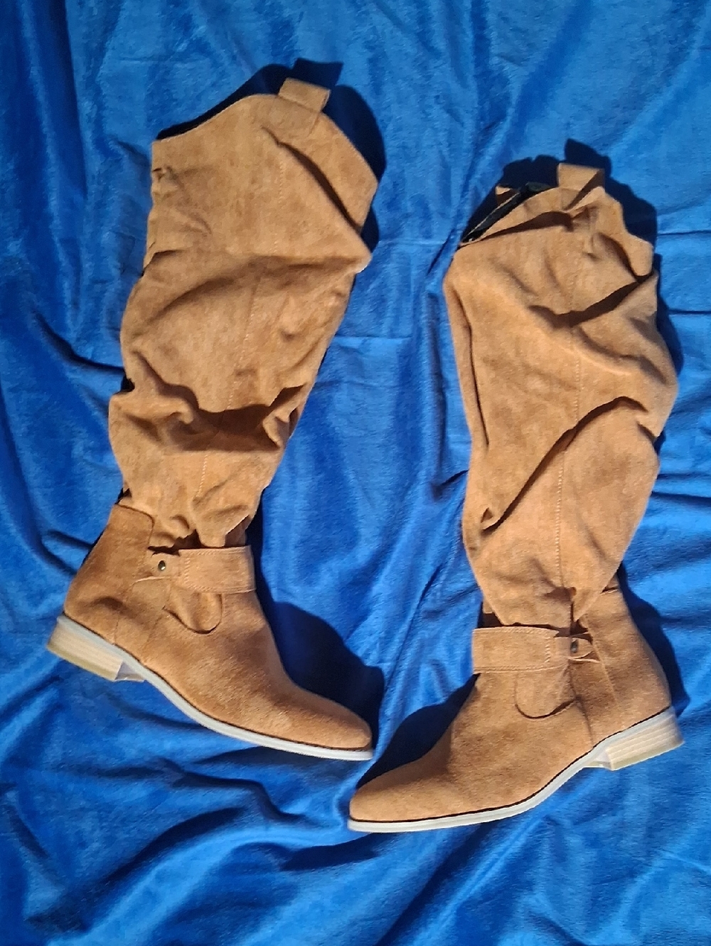NEW-Women's Tan Suede Knee-High Boots - Classic Slouchy Style